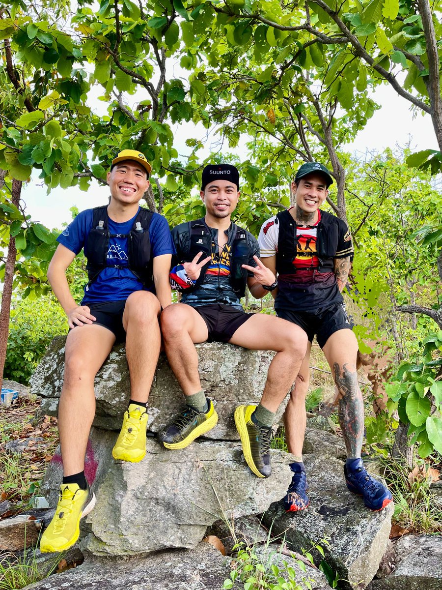 marloweCeeJay's tweet photo. Such a great opportunity to train with these elite trail runners. You guys rock! 😍😍😍
#LearnFromThePro https://t.co/iYcA1ntaqk