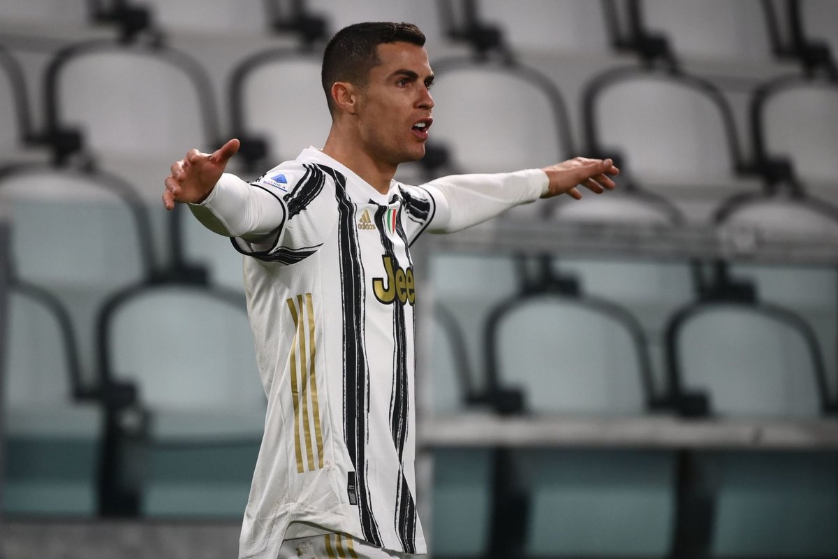 The CR7 Timeline. tweet media