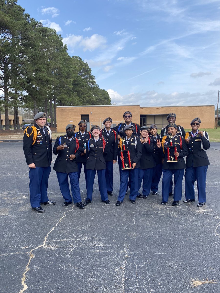 1SGLittlejohn's tweet photo. Congrats to Knightdale HS Executive Officer for winning the Audie Murphy board at Hoke County HS during Saturday’s competition. Our Drill team placed 1st in Unarmed Platoon &amp; 2nd in Unarmed squad. I am beyond proud. https://t.co/XC4JAXCtaX