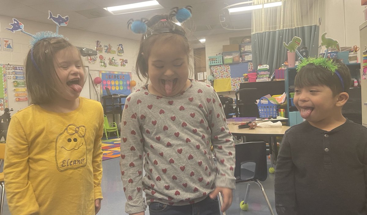 jedwardsAC's tweet photo. Happy World Down Syndrome Day to 3 of my friends!!! They’re down right amazing and unique! I’m extremely blessed to get to teach and love them! I’ve learned so much from and with them this year and there is never a dull moment in our classroom! 💙💛@rhandrewselem https://t.co/nhA5TBXEf9