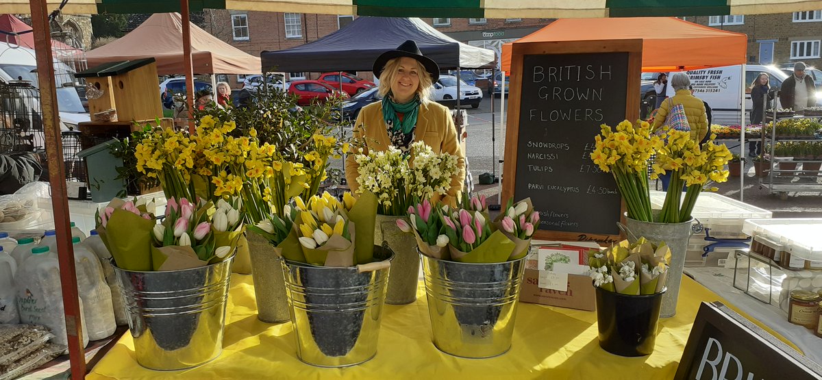 The forecast is wonderful for our Saturday market, 9-12.30 this week.  We have lots of great food, essentials &amp; treats incl Greek, Indian, Italian and Thai fods.

#lovincotswolds