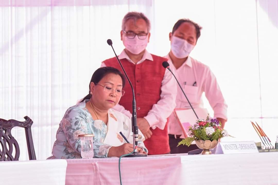 My heartfelt congratulations to 
Shri <a href="/NBirenSingh/">N. Biren Singh</a> elected as the CM of state for the 2nd time, &amp;
Shri Th.Bishawrjit,Shri Y.Khemchand,Shri K.Govindas,
Smt <a href="/KipgenNemcha/">Nemcha Kipgen</a> ,Shri Awangbou Newmai for being elected as the new Cabinet Ministers of the state.