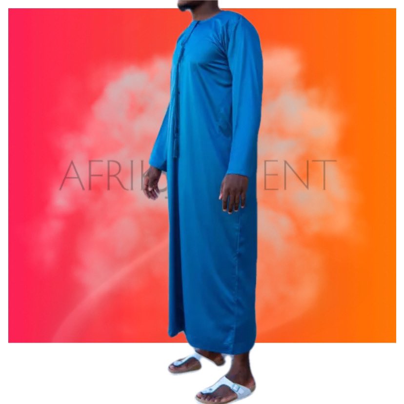 AfrikorientShop's tweet photo. Nos sublimes Qamis fabriqués à la main aux Émirats arabes unis 🇦🇪 sont disponibles #afrikorientshop #qamis #thobe #uae #muslimwear  https://t.co/LFHAkXNZzN https://t.co/LhJfKSd2ig