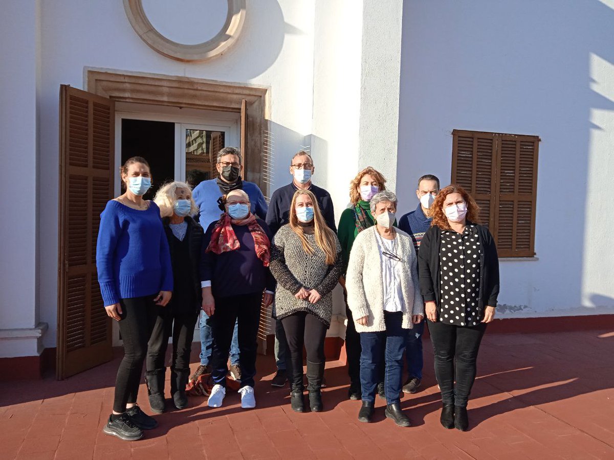 imasmallorca's tweet photo. 👨👩👧👦Escoltam les opinions i propostes de la #FEIAB #InfanciasRobadas i mares d'infants amb mesures de protecció a la Comissió de #FamíliesBiològiques de l'#IMAS
📌 Informam del futur Pla de l’Atenció i els Drets de la Infància i l’Adolescència de Mallorca que redacta l'#IMAS https://t.co/KfKg02iTr0