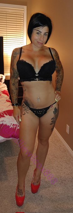 Watch Callie Wilcox's leaked NSFW photo on TwXstars