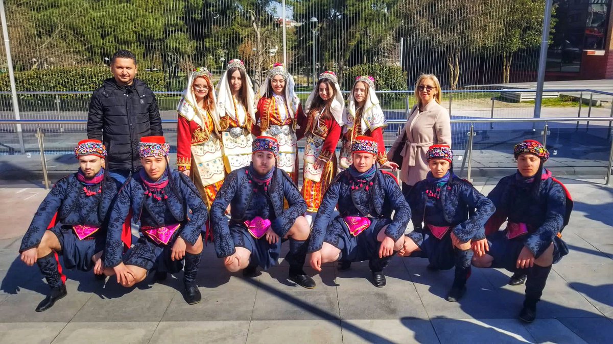 Şehzadeler Halk Eğitimi Merkezi Halk Oyunları Ekibi 21 Mart Nevruz Bayramı töreninde görev aldı.
<a href="/il_mem_45/">Manisa İl Millî Eğitim Müdürlüğü</a> <a href="/sehzadelermem/">Şehzadeler İlçe Millî Eğitim Müdürlüğü</a> @hayatboyuailesi