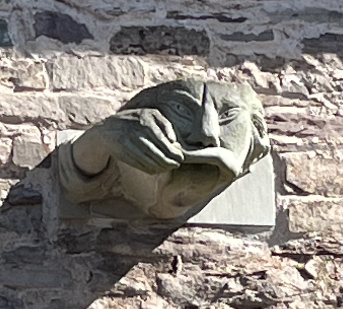 Barb_Drummond's tweet image. New #grotesques #BreconCathedral