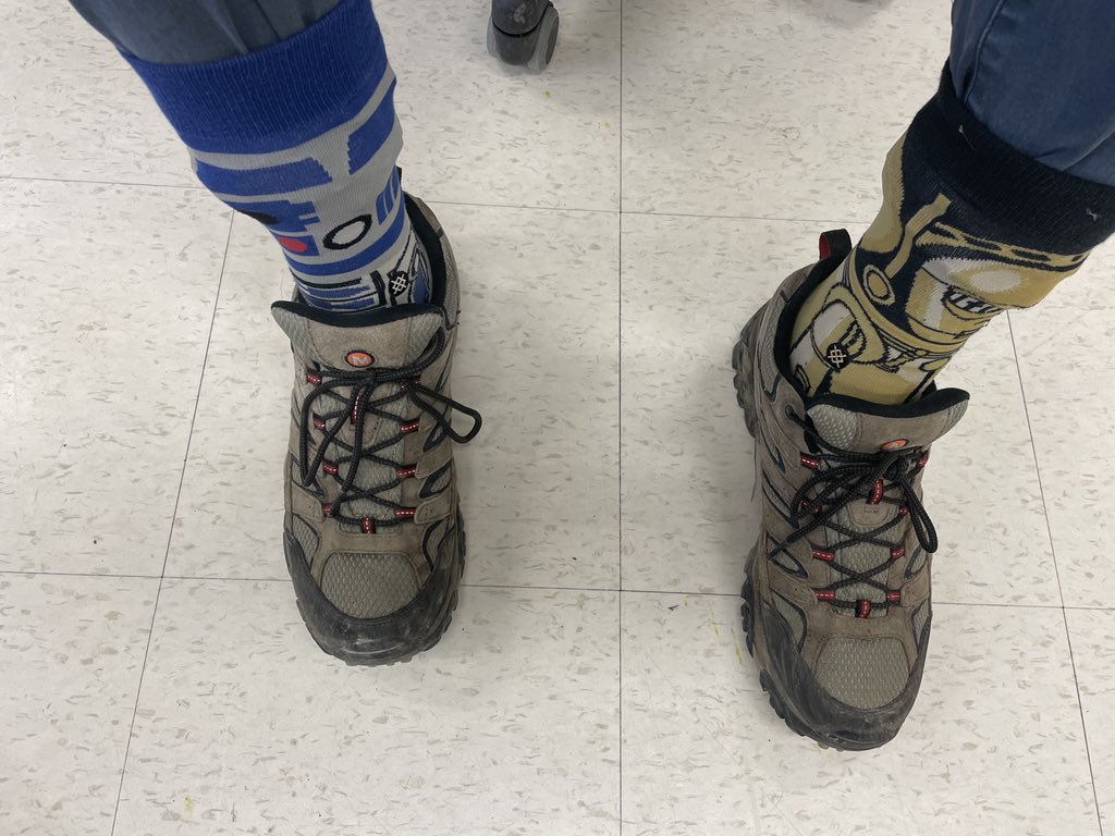 Libramlad's tweet photo. #RockYourSocks #WorldDownSyndromeDay2022 #MayTheDayBewithYou. https://t.co/fypVhDibB2