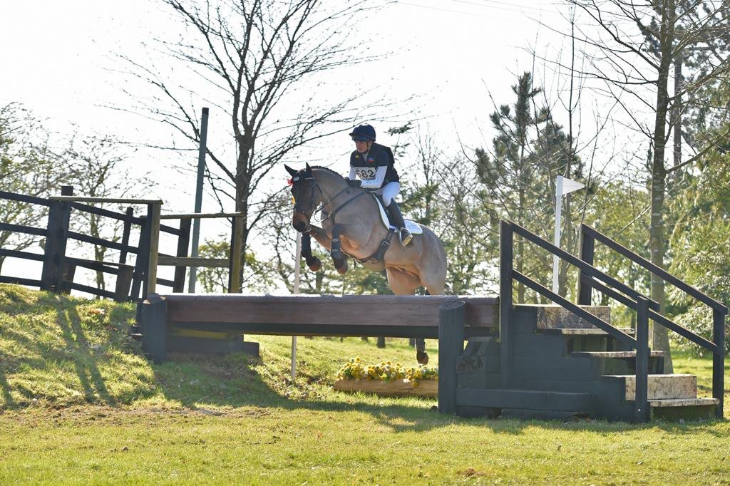 KSBEquestrian1's tweet photo. Congratulations to Emily on her first Double clear at a pony trial on Seabass @Kingsbruton @KSBSportDept https://t.co/LtX9UU6Dab