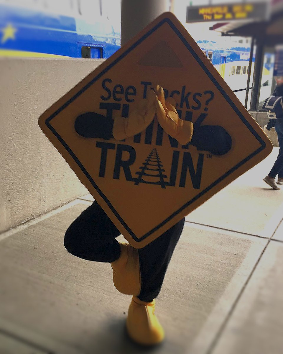 MinnesotaOL's tweet photo. #MindfulMonday 
Start your week off right by making safe and smart decisions during your commute. Whether by #train, #bus, #car, #bike, or by foot, remember #AnytimeIsTrainTime!
#Namaste
#WhereIsST3
#SmartCommuter https://t.co/2Iy5cEo2zu