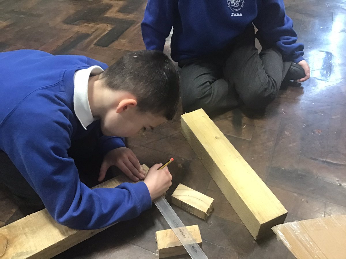 MissReesDeri's tweet photo. Crazy celts have been busy making their own chariots ready to race on Friday! https://t.co/cdKyonkCD6