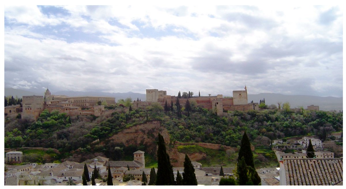 HistoriesMdpi's tweet photo. 📜#Histories invite you to read a marvelous paper "#Nasrid #Granada: The Case for #Spain’s Cross-#Cultural #Identity" written by Dr. Elizabeth Drayson

📌https://t.co/V369XuM00O
@Withburga  @MMLL_Cambridge 

 #al-Andalus #medieval #Iberia #reconquista #convivencia #nationalism https://t.co/iv6hSZwcFJ