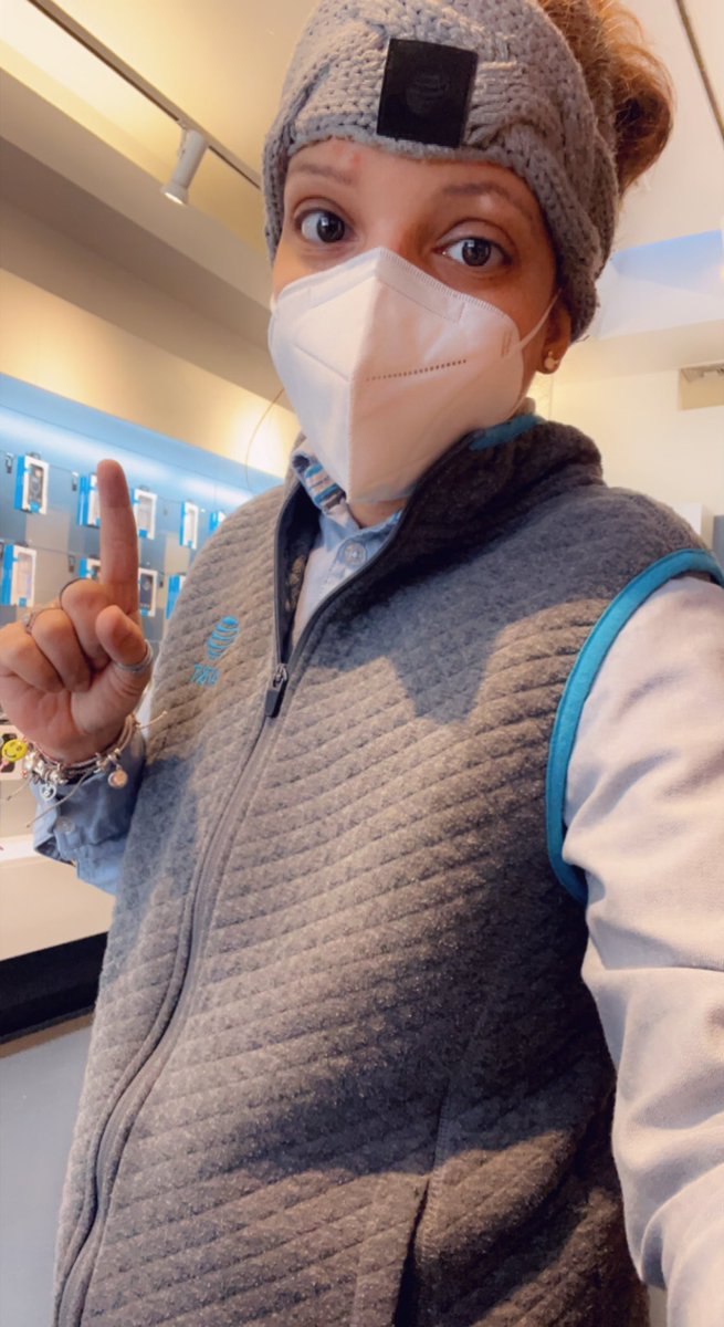 Elaine EFR and future EMT 🚑 tweet media