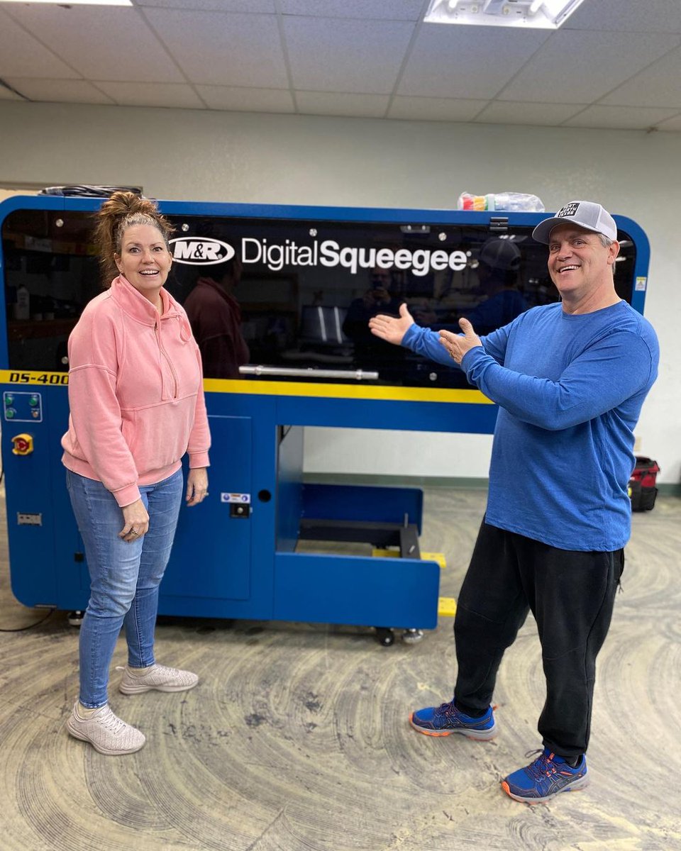 mrcompanies's tweet photo. New DS-4000™ Digital Squeegee® Hybrid Printing System at @mypromoplanet 💙
Congratulations and thanks for your continued support! 🙌🎉
#MRBlueCrew
#screenprinting #hybridscreenprinting #digitalsqueegee #customerspotlight #newinstall #screenprintshop
#printshop https://t.co/ZZ3ZgfnMDK