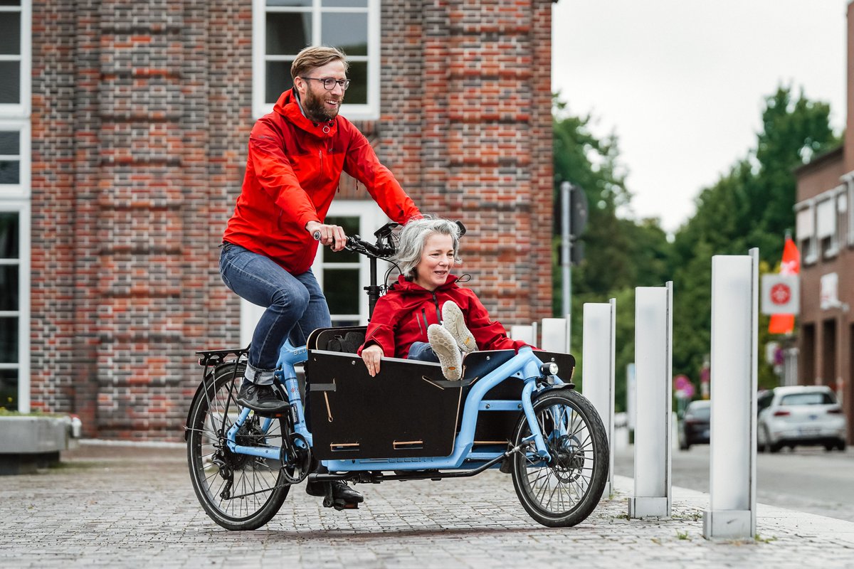 Beim 1. digitalen öffentlichen Forum zum "Rahmenplan #Mobilität und #Verkehr 2030" am Freitag, 25.3. 17-19.45 Uhr geht es um die klimagerechte Mobilität der #Zukunft in Oldenburg. Seid dabei! Den Link sowie Hinweise zu Einwahl und Ablauf findet ihr hier👉oldenburg.de/rmv2030-auftakt