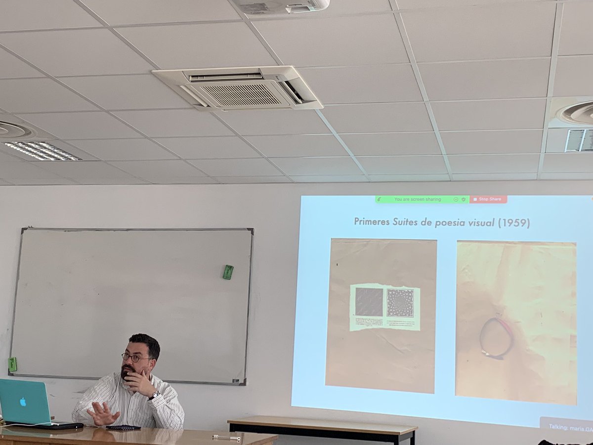 Amb <a href="/audimarc/">Audimar Cedeño</a> estem aprenent molt sobre la poesia visual de Joan Brossa 😊😊
Bon dia de la podia per a tothom!📚❤️
#DiaMundialDeLaPoesia #xarxallull #joanbrossa #poesiavisual #català #france #aixencatala #poetry #literature #jaime #irll