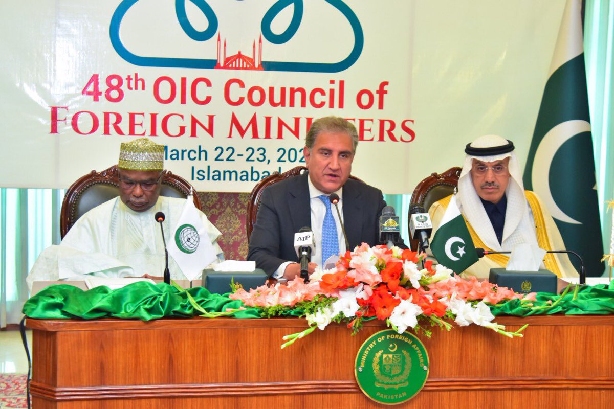 OIC_OCI's tweet photo. The Organization of Islamic Cooperation (#OIC) and the Islamic Development Bank Group signed the Charter of the Fund for #Humanitarian Assistance to the Afghan People in a ceremony attended by the Pakistani Foreign Minister on the eve of the #OIC48CFM in #Islamabad, #Pakistan. https://t.co/j6goxDPhva