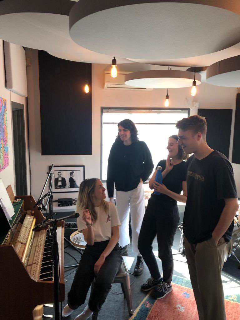 sausagemusical's tweet photo. We are at the beautiful @milocostudios today recording something very exciting… 👀

@PhilippaHogg 
@DanielCBravo 
@ClarkeJoanna 
#OwenClayton https://t.co/TlYPNZgEpp