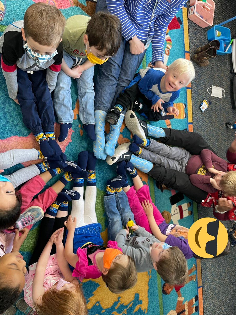 MrsBarrett_Art's tweet photo. #WDSD2022 Rocking our socks for World Down Syndrome Day and our friend Winston in room 1 🌈 room! #fccps #jtpgiraffes @Rebecca49247760 @JessieThackrey https://t.co/QceSwlMCMN