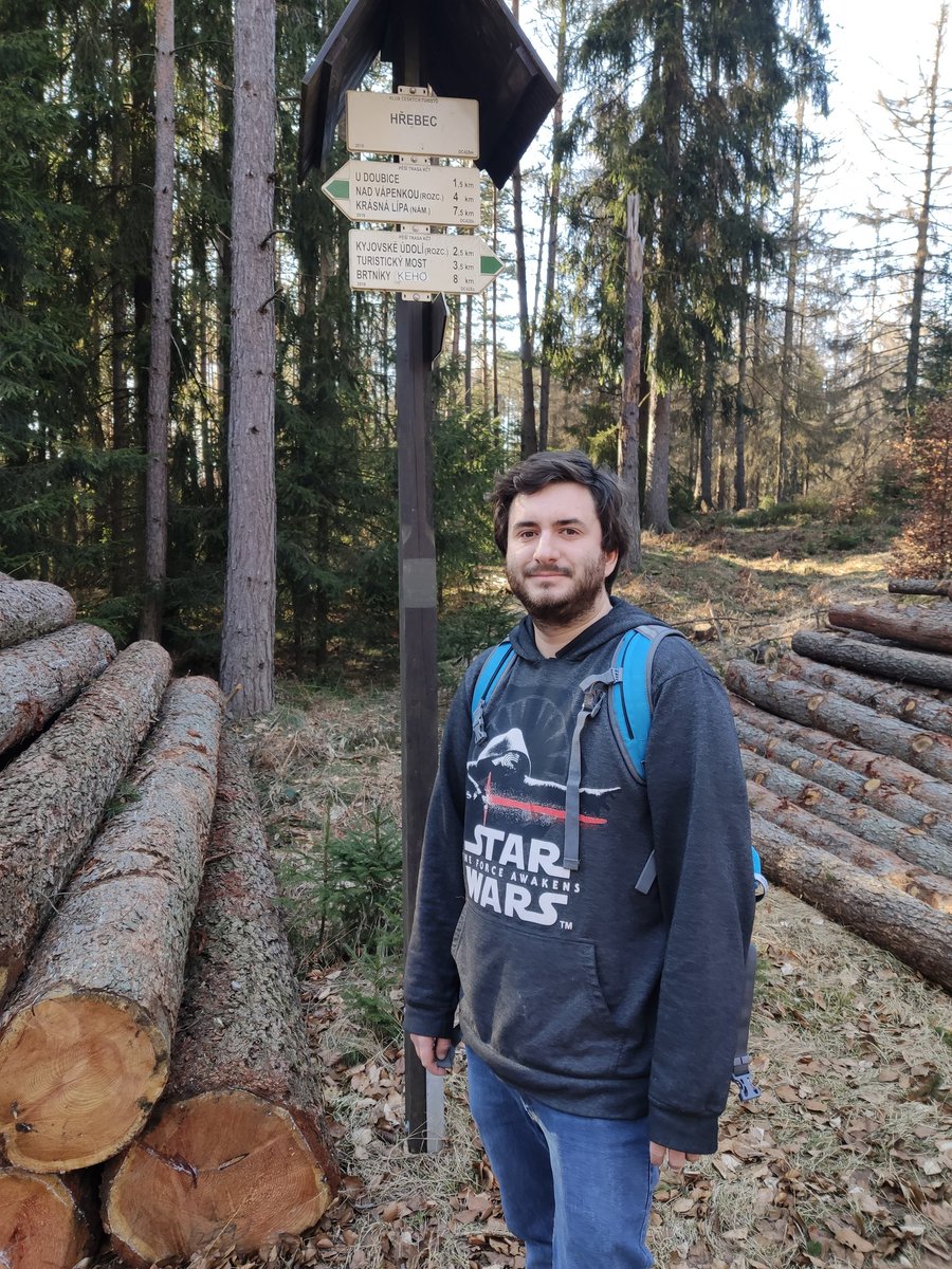 katarikk's tweet photo. Hřebec https://t.co/Q0WGW6gI68