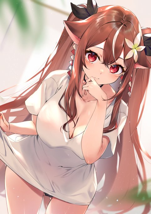 「Tシャツ借りちゃった…!おっきいけど良いよね?」 