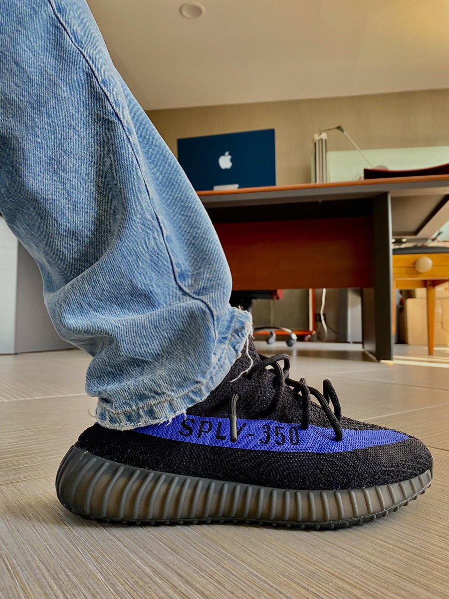 “ye” #yeezyboost350v2 #KanyeWest #sneakers