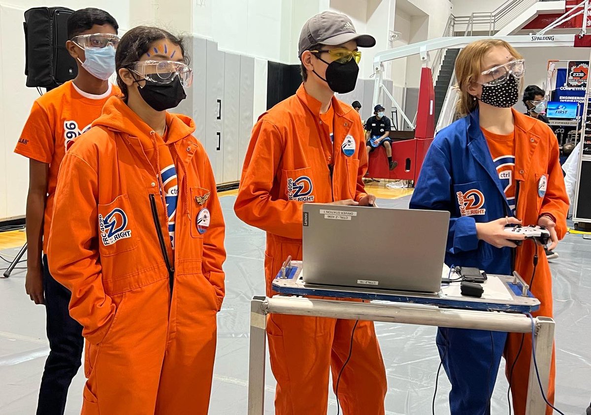 CtrlZ4096's tweet photo. Ctrl-Z had a blast completing with our robot Chao-Z at CIR 2022!
#omgrobots #frc #firstrobitics #ctrlz4096 https://t.co/Veok4jBcSY