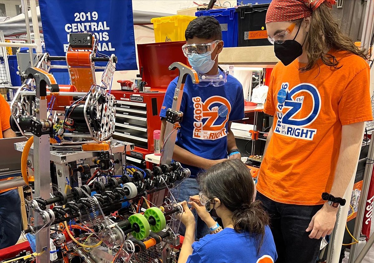 Ctrl-Z had a blast completing with our robot Chao-Z at CIR 2022!
#omgrobots #frc #firstrobitics #ctrlz4096