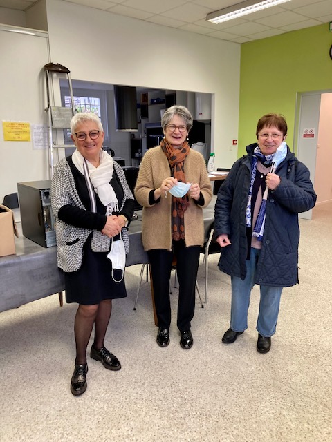 🖥️ A l'épicerie sociale de #Billère en #Béarn pour y déposer du matériel informatique d'occasion révisé.

❤️ Et qui on y retrouve? 

Juliette (à droite sur la photo), notre ancienne comptable qui, comme toujours, ne compte pas ses heures... de bénévole!

Bravo à toute l'équipe🙏.