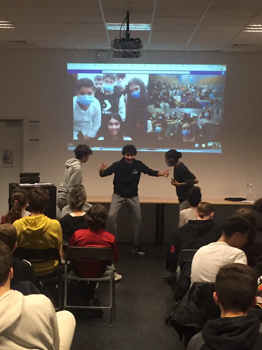 CLIEP : Collège International de l'Est Parisien (@clg_inter) on Twitter photo Semaine de la Francophonie. Jeu de mimes et Kahoot géant en direct via internet avec nos partenaires à Québec et à Beyrouth. Un magnifique moment de partage autour de la langue et de la culture <a href="/AcCreteil/">Académie de Créteil</a> #Francophonie <a href="/seinesaintdenis/">Département de Seine-Saint-Denis</a> <a href="/LiepNoisy/">liep</a> <a href="/education_gouv/">Ministère Éducation nationale</a> <a href="/DanielAuverlot/">Daniel Auverlot</a> Semaine de la Francophonie. Jeu de mimes et Kahoot géant en direct via internet avec nos partenaires à Québec et à Beyrouth. Un magnifique moment de partage autour de la langue et de la culture <a href="/AcCreteil/">Académie de Créteil</a> #Francophonie <a href="/seinesaintdenis/">Département de Seine-Saint-Denis</a> <a href="/LiepNoisy/">liep</a> <a href="/education_gouv/">Ministère Éducation nationale</a> <a href="/DanielAuverlot/">Daniel Auverlot</a>