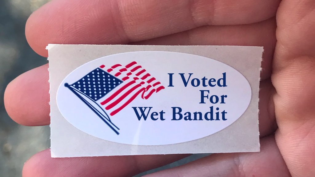 Wet_Bandit_'s tweet photo. @chrystal_ok @Roxy__Virginia @SoxBearPayton @ThatbasebaIIfan @sean_janko @soxmachine_josh @SouthsideMando @GasMoneyBob @otrjems @jlazowski14 @whitesoxken @SDJ5K @WillieP_WSox @MailmanJack65 @CheapSeats411 you know you want to use this. #votebandit https://t.co/uo8hhEUVzQ