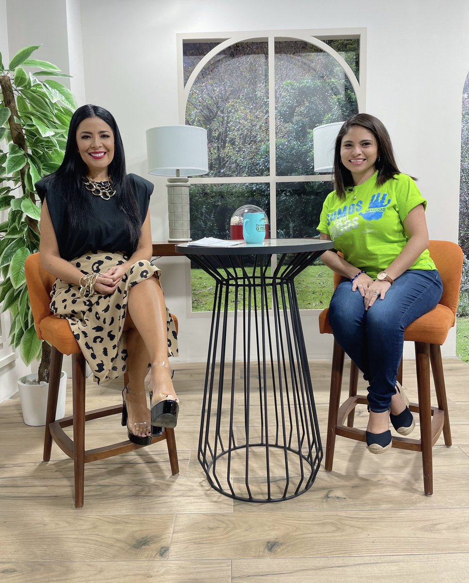 Con la Licda. Shirley Hernández, coordinador del área educativa y talleres de adultos de <a href="/paraisodown/">Paraisodown</a>, conocemos sobre los derechos de las personas con Síndrome Down.

#DeMujerAMujer
