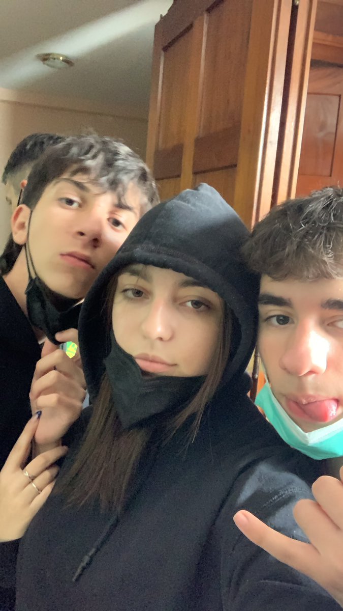 abipastor1's tweet photo. pastoral con mis chicos #paja #fuckvida #quieroseryouyuber
@00rocc00 @Tiago_DeRafael https://t.co/eDMaukxry7