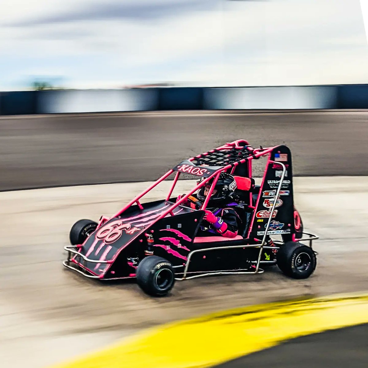 KaosKenzeeRacin's tweet photo. Hey @whatsuptucson @TheOrangeCone @StrokerAceKid @di9Designs @KOLDNews @KIIM995 @KVOA We are less than two weeks away from "Dinner with Kaos" at Nana's Kitchen. April 2nd after our @USAC25Series Super Regional race. Mention Kaos or TQMA and receive 15% off your bill. https://t.co/n07IJjxp3I