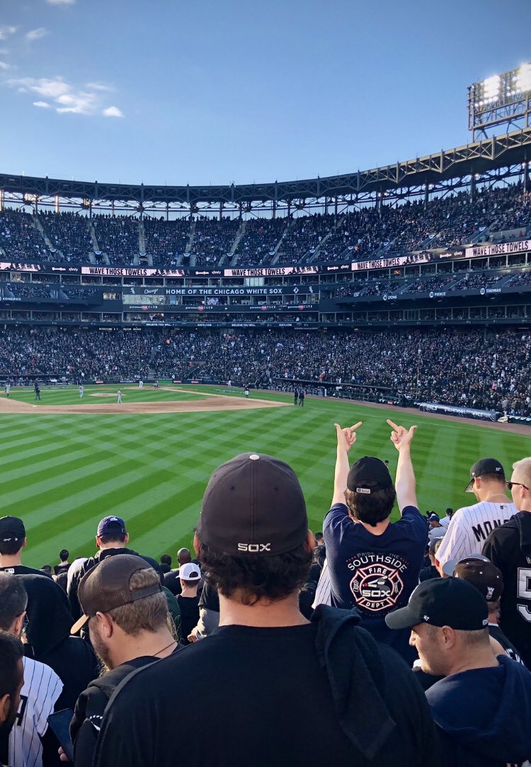 Fblake77's tweet photo. @DeetchMaster Game 4 vs Astros, random 🖕🏼🖕🏼captured overall mood https://t.co/Sy7OBGm2oz