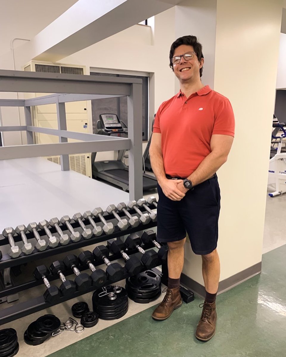 SRUExSci's tweet image. MEET THE FACULTY MONDAY:
Dr. Holmstrup!!! #exercisescience #exercisesciencemajor #exsci #handsonlearning #learnbydoing #slipperyrockuniversity #sru #gorock