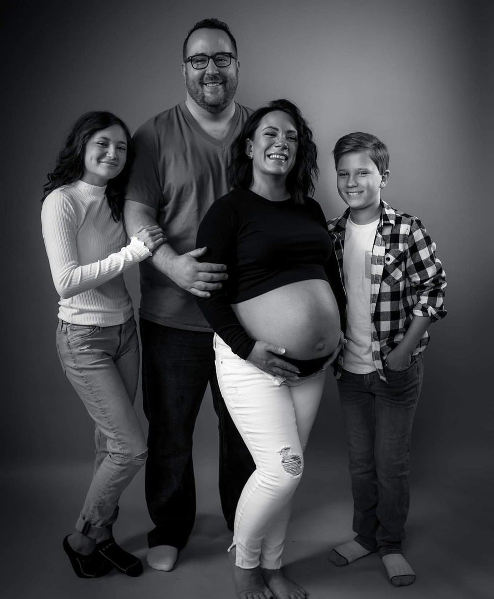 Teamjazzy's tweet photo. Family/Maternity photo shoot ❤ https://t.co/5oihetjK9I