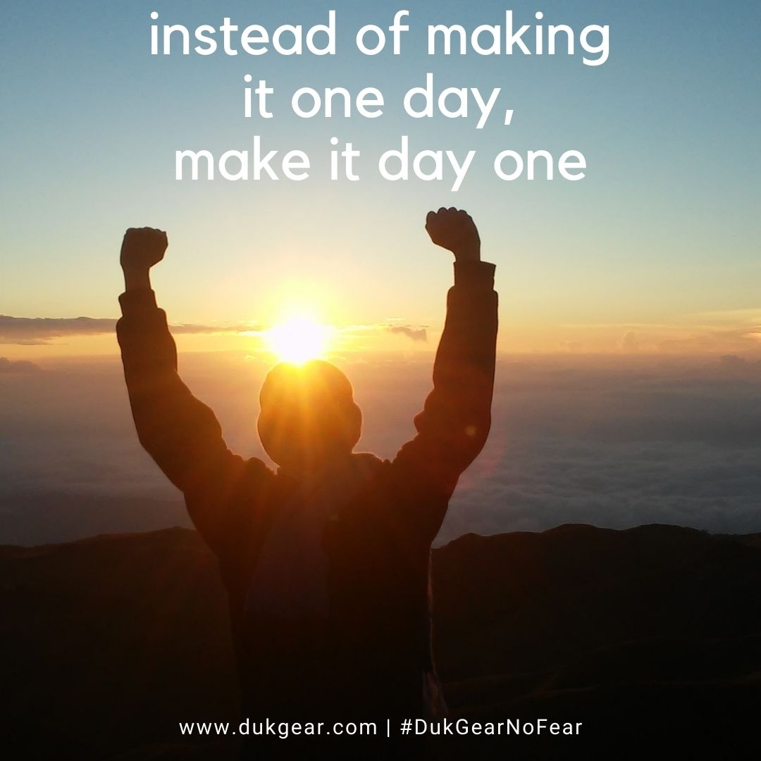 DukGear's tweet photo. Here is your Duk Gear Monday Morning Moment of Zen. 💪

#mondays #mondaymotivation #motivationmonday #mondayquotes #motivationalquotes #makemondaygreat #zen #awesomequotes #positivequote #positivewords #positivethought #positivevibrations #dayone #DukGearNoFear https://t.co/ujbxC4jcW3