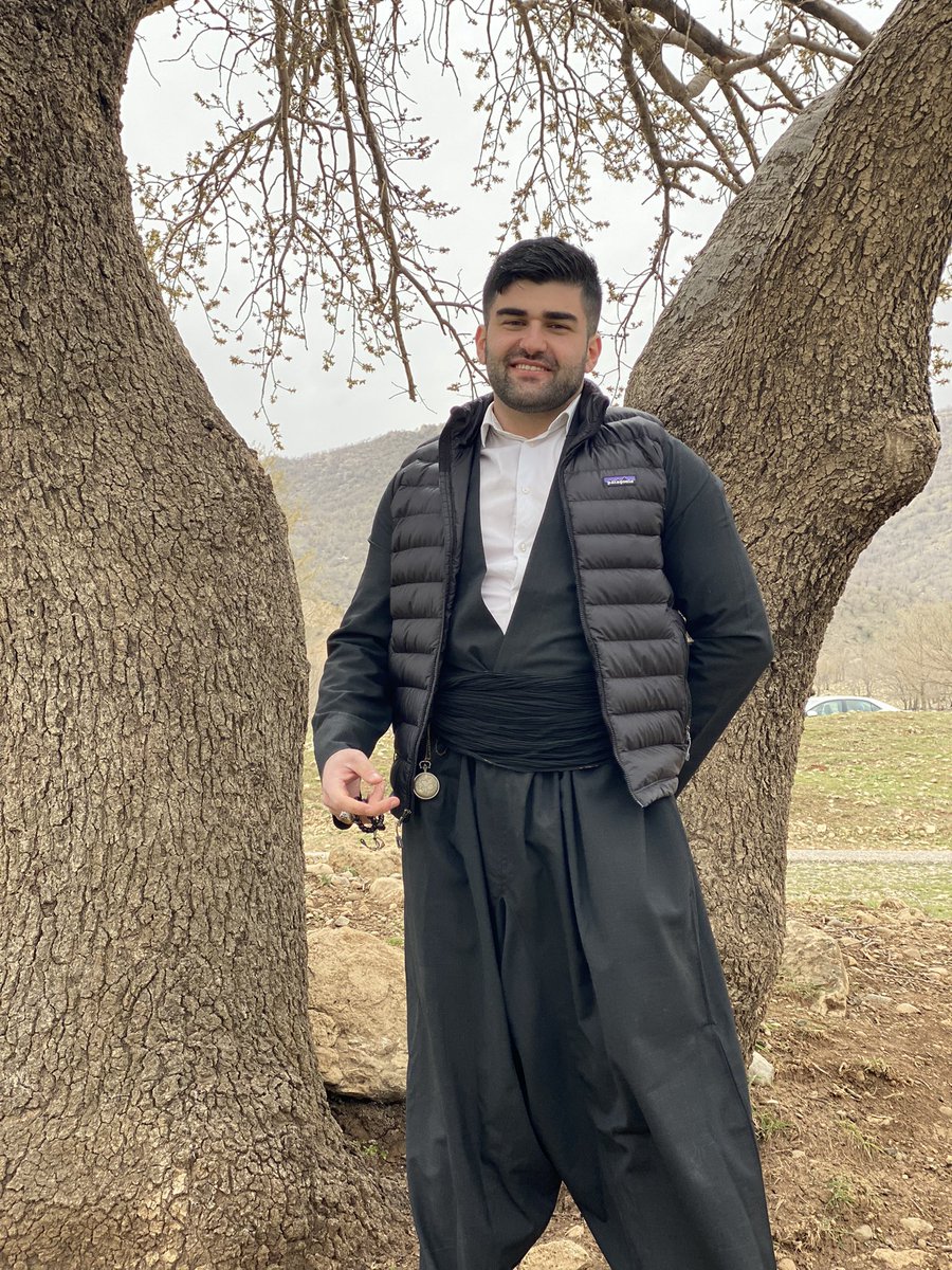 ShahezShwana's tweet photo. When you think about the contextual factors, there is actually no better vest brand to use with Kurdish clothes then Patagonia #MadeForThrMountains https://t.co/Blw1mA4G9J