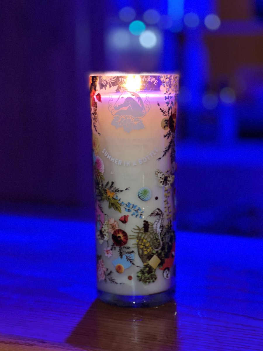 CustomCandleCo's tweet photo. How beautiful is this recycled wine candle. This candle is cut, polished and hand-poured with all natural soy wax. #candle #candlelovers #candles #scentedcandle #giftidea #present #recycledbottle #soywax #fragrance #candlestore #homedecor #polishedjar #shoplocal #bedfordstore https://t.co/h54IcrmdU7