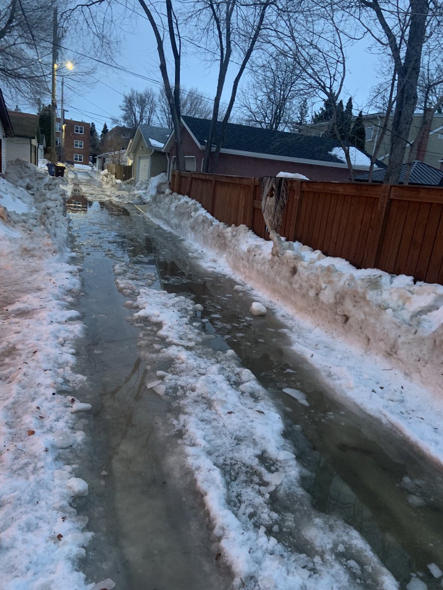 Not sure what that plowing solved. Two of our neighbors required tow trucks to get their vehicles out of their property. ⁦⁦⁦<a href="/ScottGillingham/">Scott Gillingham</a>⁩ at least have the parking restrictions temporarily removed. #moorgate