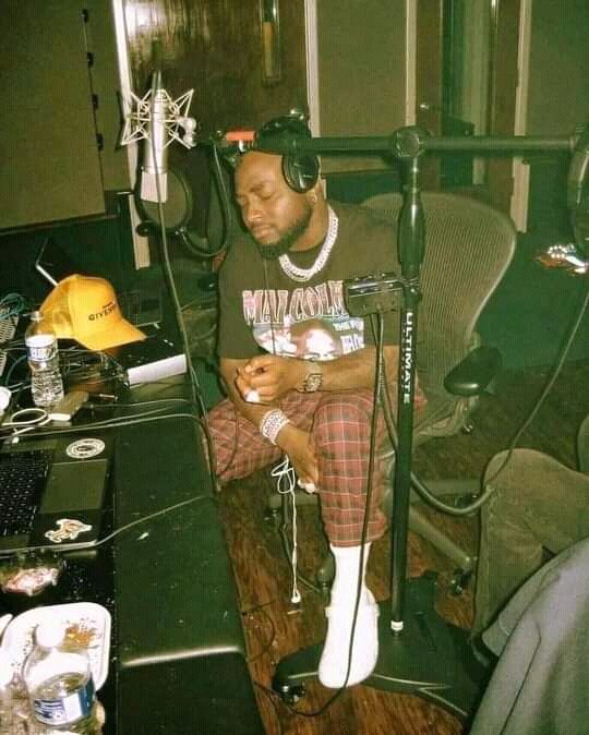 Randymoreno122's tweet image. Highest in the Game🔌🎧🎤
@davido 
#WRBLO2 #30BG4L #30BG