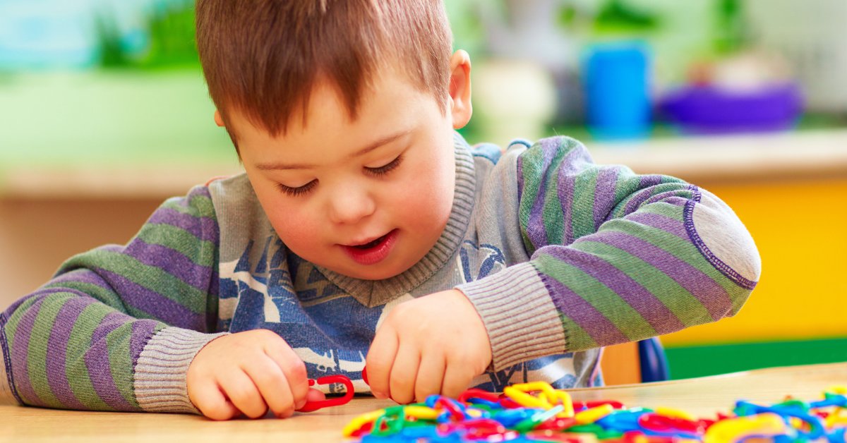 AdvCareFQHC's tweet photo. Did you know that 1 in 6 children in the U.S. have one or more developmental disabilities? The Fay J. Lindner Center offers a wide range of services that are designed to support individuals with developmental disabilities and their families. Discover more: https://t.co/xVUUVSdTUW https://t.co/CWkBT8JUgO