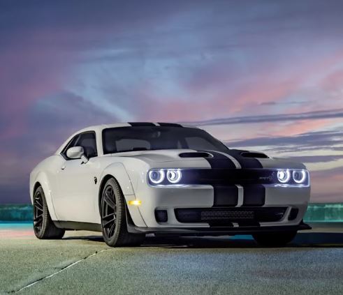 A beautiful sky and an even more beautiful car. #Dodge

📸: Dodge