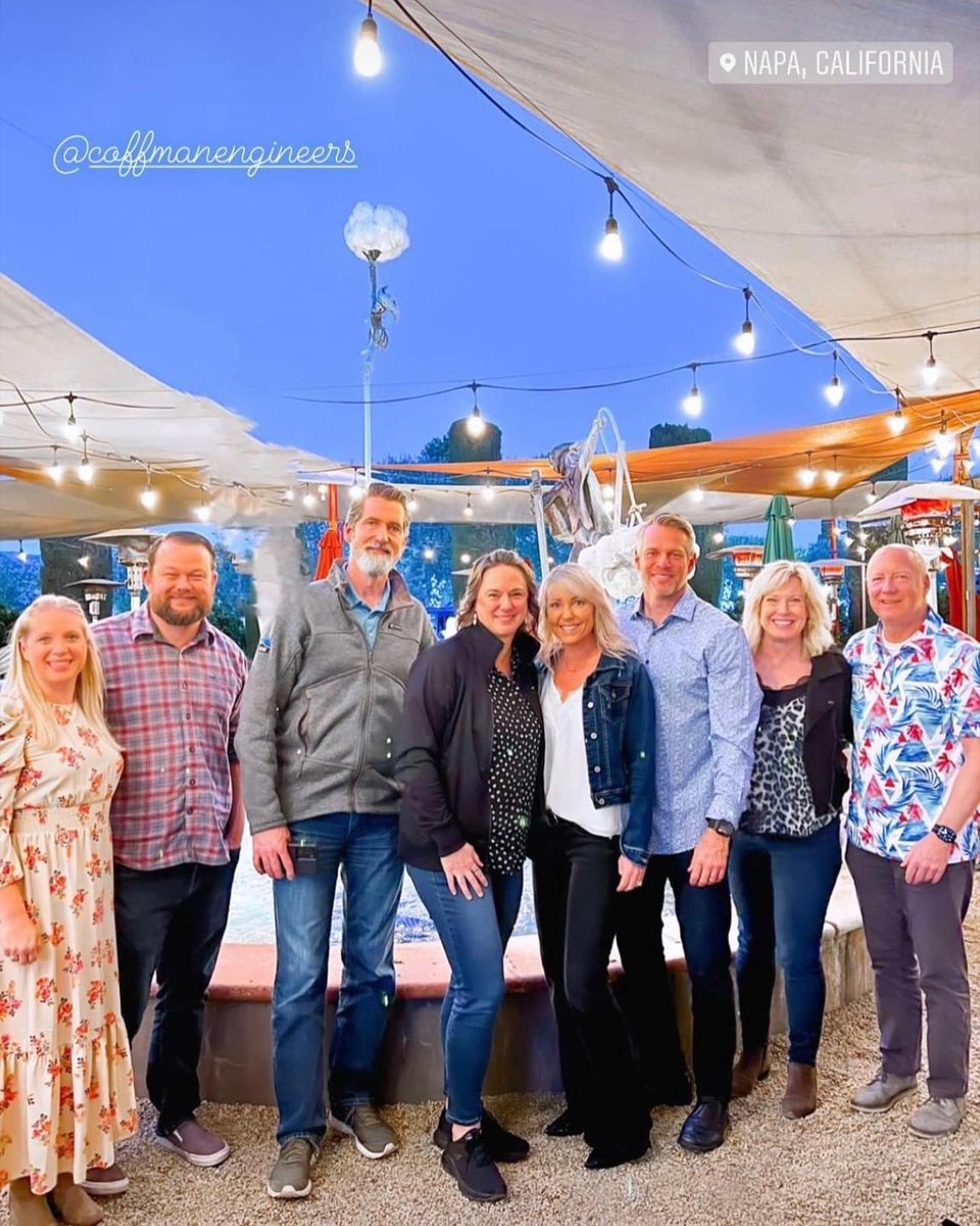 jkmagnolia's tweet photo. Having the best time with some of the best people @CoffmanEngineers! https://t.co/jrFEw9c9Aa