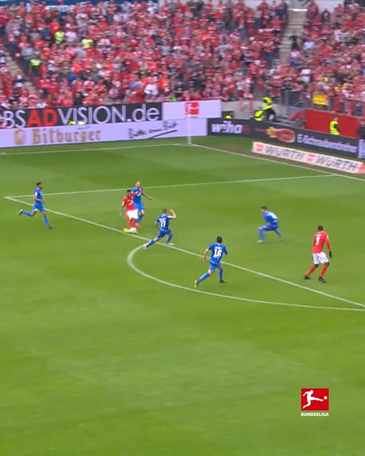 Bundesliga_EN: Just-Perfect from JP!  Happy 28th birthday to   Jean-Paul Boetius. 
