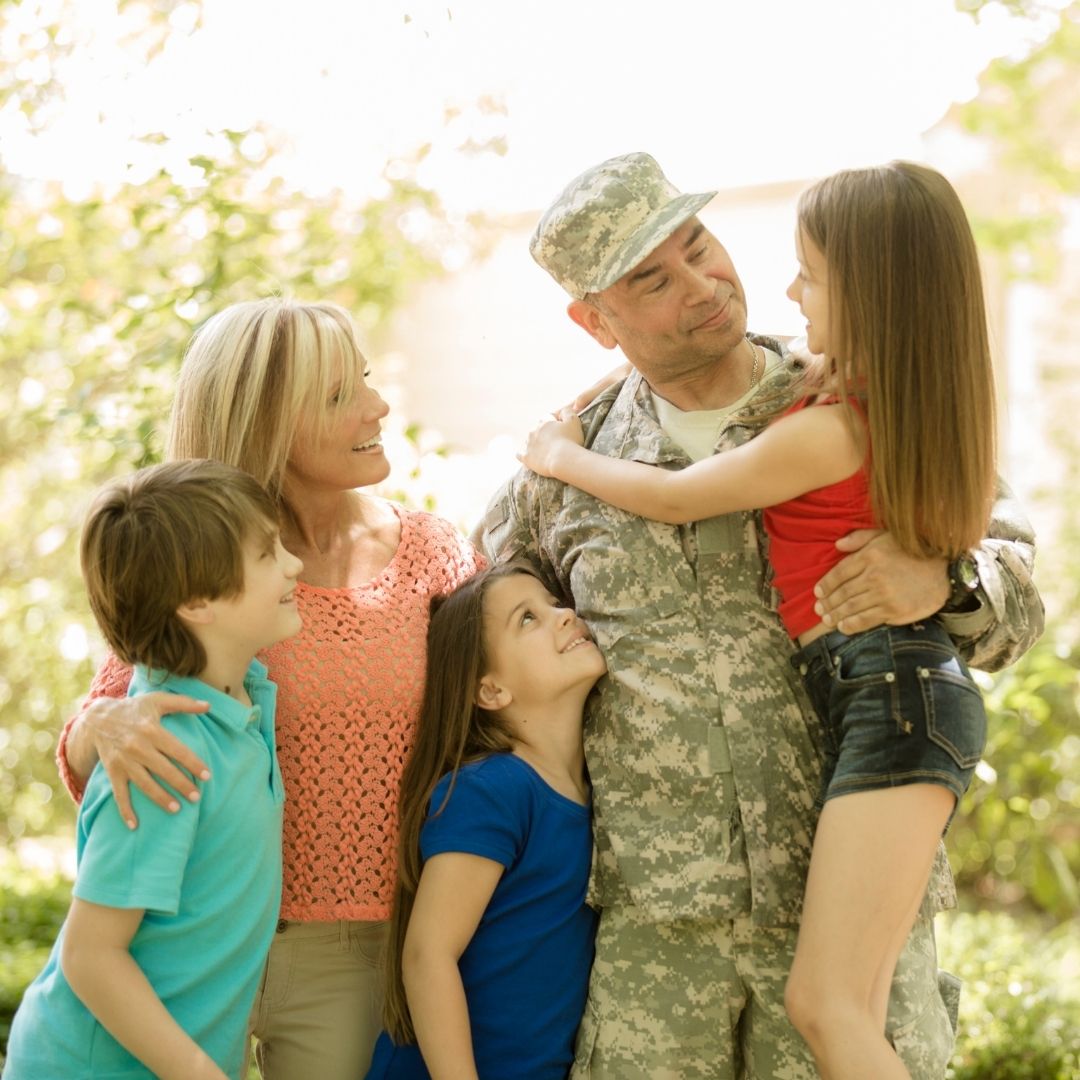 ChampMortgage's tweet photo. Did you know Veterans Affairs loans are available to active and veteran service personnel and their surviving spouses?

These loans are backed by the federal government but issued through private lenders.

#valoans #veteransaffairsloan #homebuying #mortgagetips #homeloans https://t.co/rperbpnbv7