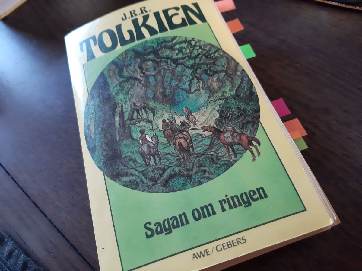 Mellan mörker och ljus tweet media