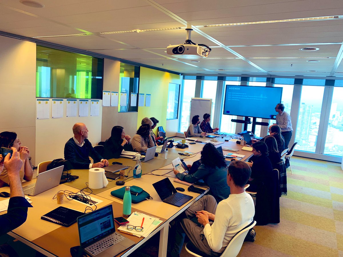 <a href="/SavetheHomes/">Save the Homes</a> technical workshop day 1 a #Rotterdam. Seguim dissenyant el citizen hub per la rehabilitació energètica d’habitatges. Projecte finançat per H2020 amb diferents socis com <a href="/Fundacion_IVE/">IVE | Instituto Valenciano de la Edificación</a> i @vlcclimaenergia  <a href="/ajsantcugat/">Aj. Sant Cugat</a>