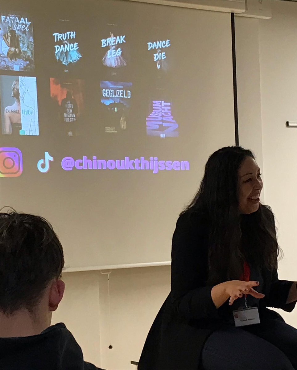 Om het #leesplezier onder onze leerlingen te stimuleren doen we jaarlijks mee aan @stapopderodeloper. Leerlingen volgen workshops, gaan in gesprek met YA-auteurs en ervaren de kracht van de Nederlandse taal. Volgend jaar is het <a href="/Eckartcollege/">Eckartcollege</a> weer van de partij!